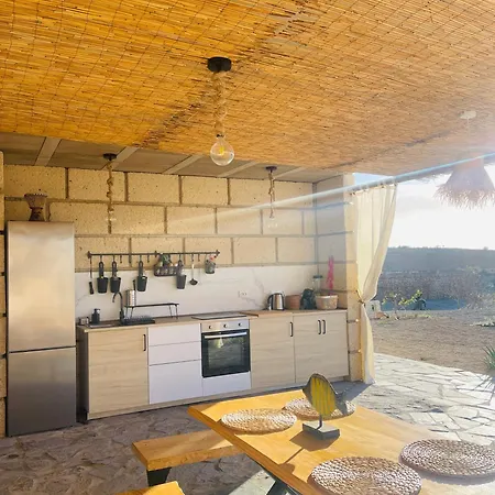 Cuevas - 3 Bed In A Serene Setting Nyaraló