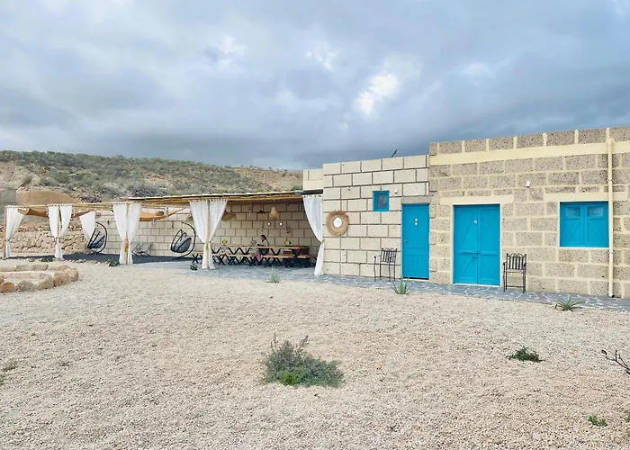 בית נופש Cuevas - 3 Bed In A Serene Setting סנטה קרוז דה טנריף