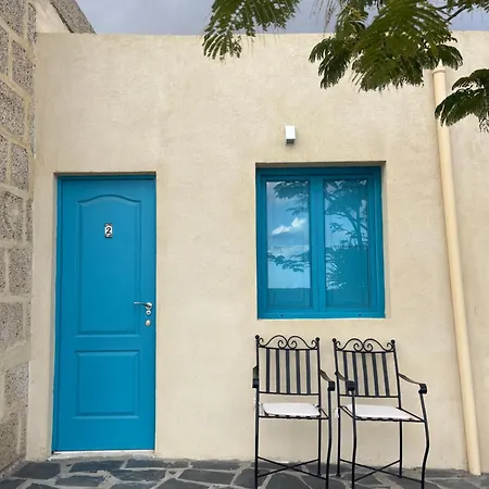 Cuevas - 3 Bed In A Serene Setting 펜션