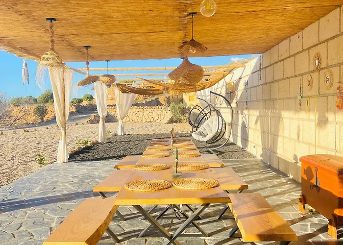 Cuevas - 3 Bed In A Serene Setting *