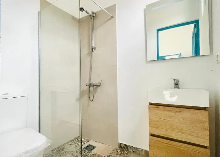 Cuevas - 3 Bed In A Serene Setting *