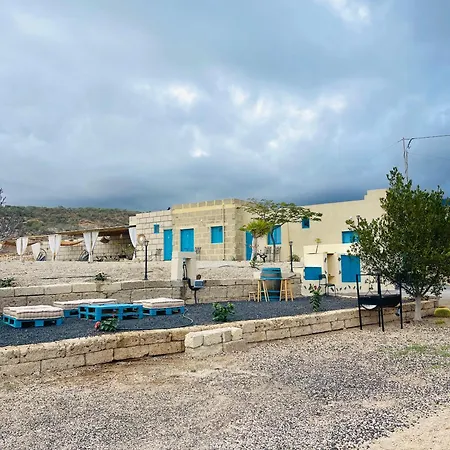 Cuevas - 3 Bed In A Serene Setting Сasa de vacaciones