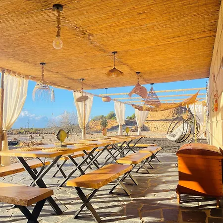 Сasa de vacaciones Cuevas - 3 Bed In A Serene Setting